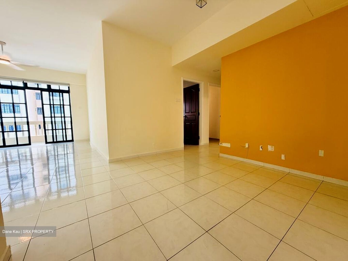 Park East (D15), Condominium #504039151